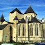 Oloron-Sainte-Marie : La construction de la cathédrale Sainte-Marie commence en 1102, elle est décidée par le vicomte de Béarn Gaston IV le Croisé. En avant de son portail roman, un massif clocher-porche du XIIe siècle de caractère défensif surmonte une t